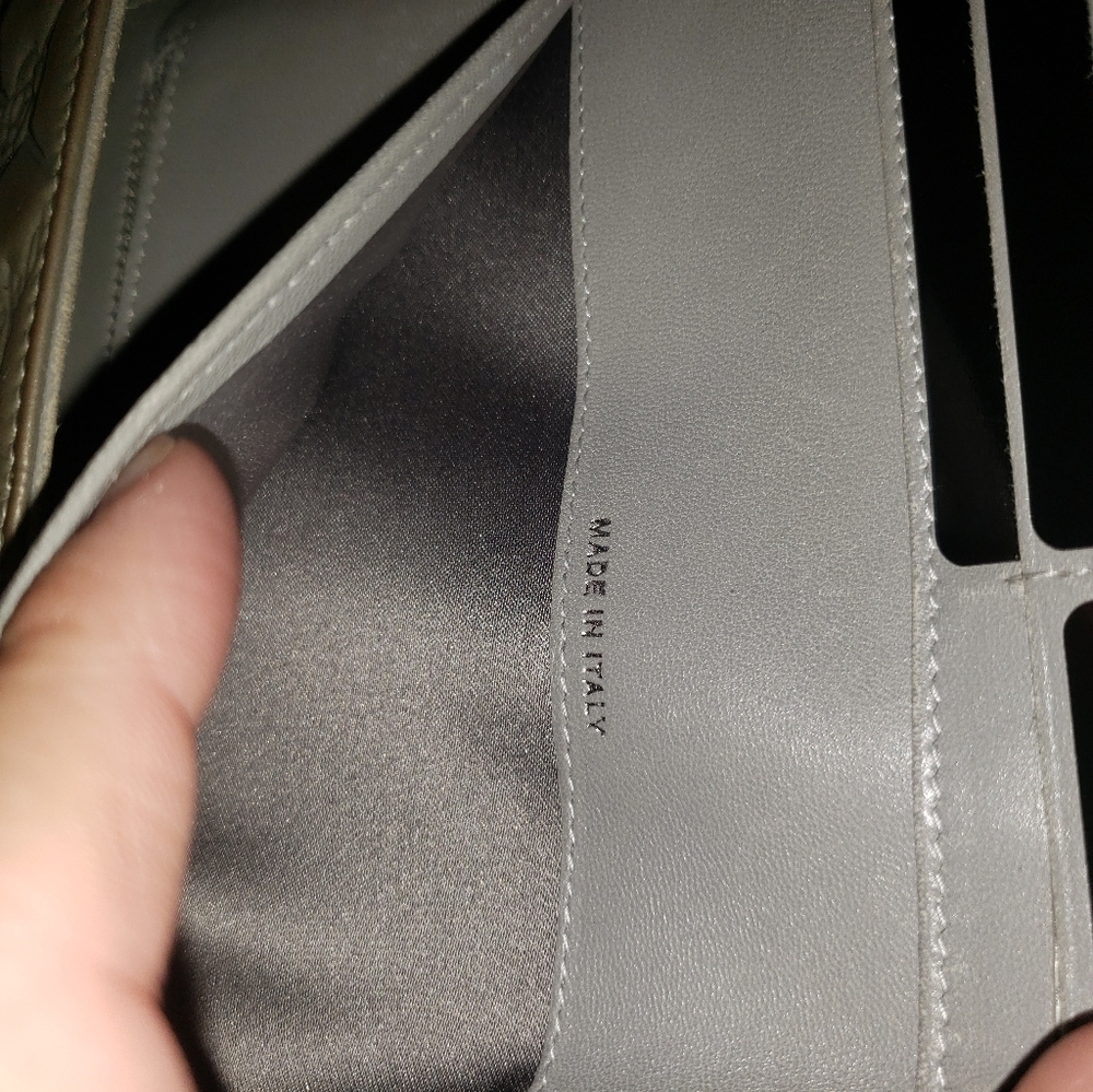 Chanel Wallet - Picture 15 of 16